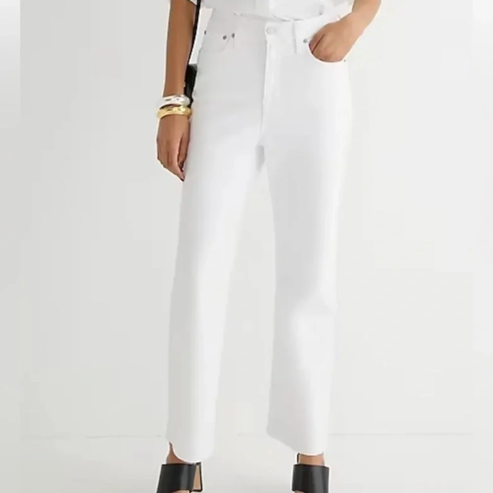 J Crew high rise‎ Slim demi-boot jean in white wash flared leg